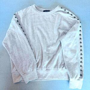 Karen Kane bronze studded sleeve fleece sweatshirt, size M;Heathered grey color